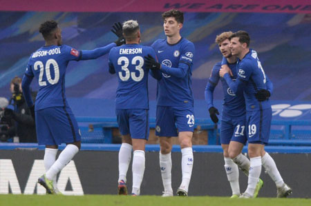 游族网络与人民创投、中科曙光共同发起“新质生产力数字化创新联盟”