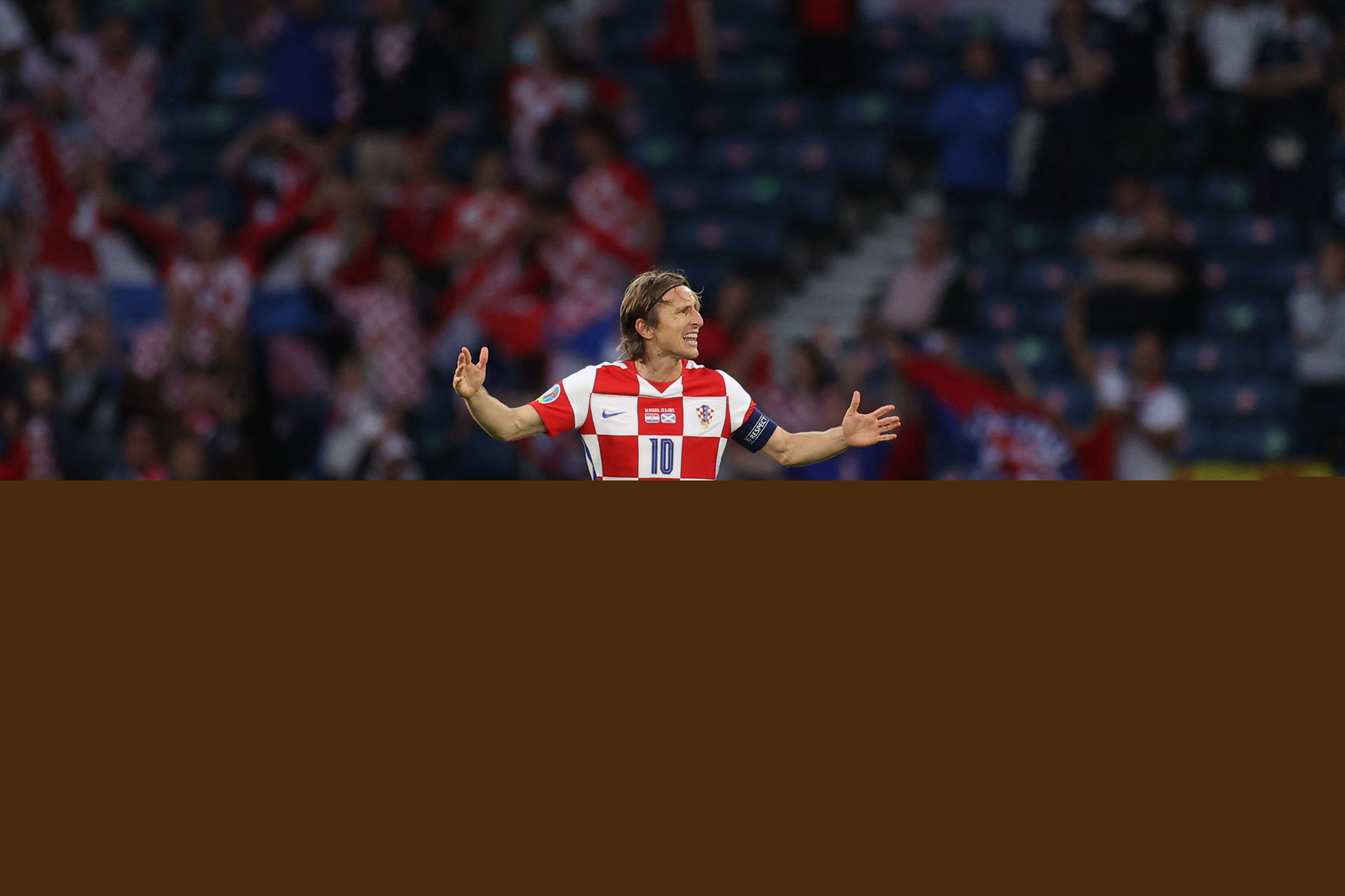 马德兴：U23国足拿4分足够回应质疑